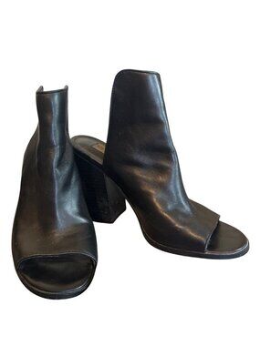 Steve Madden Tilt Peep Toe Heeled Booties Size 6.5 Womens Shoe Black Retired